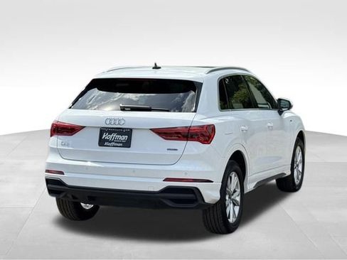 Certified 2025 Audi Q3 2.0T Premium image 7