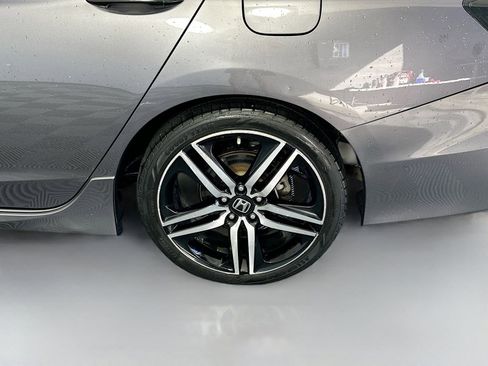 Used 2017 Honda Accord Sport Special Edition image 30