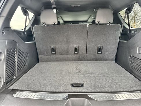 New 2026 GMC Yukon XL Denali w/ Sun & Power Step Package image 27