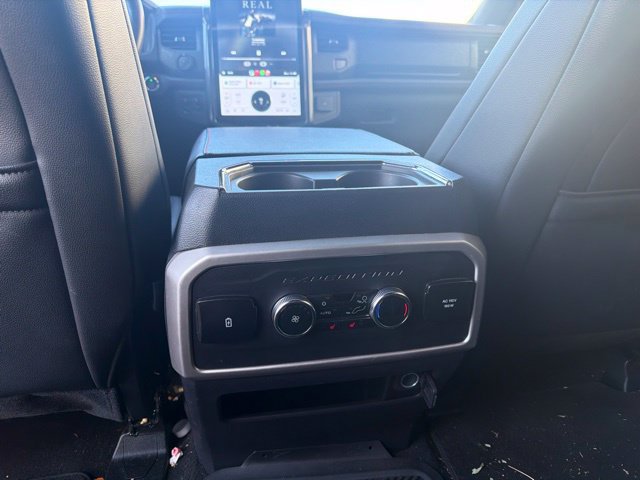 Used 2024 Ford Expedition Max Limited AWD/4WD image 18