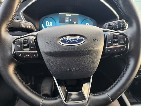 Used 2024 Ford Escape Platinum image 18