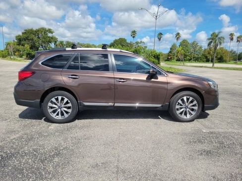 Used 2019 Subaru Outback 2.5i Touring w/ Popular Package #3A AWD/4WD image 5
