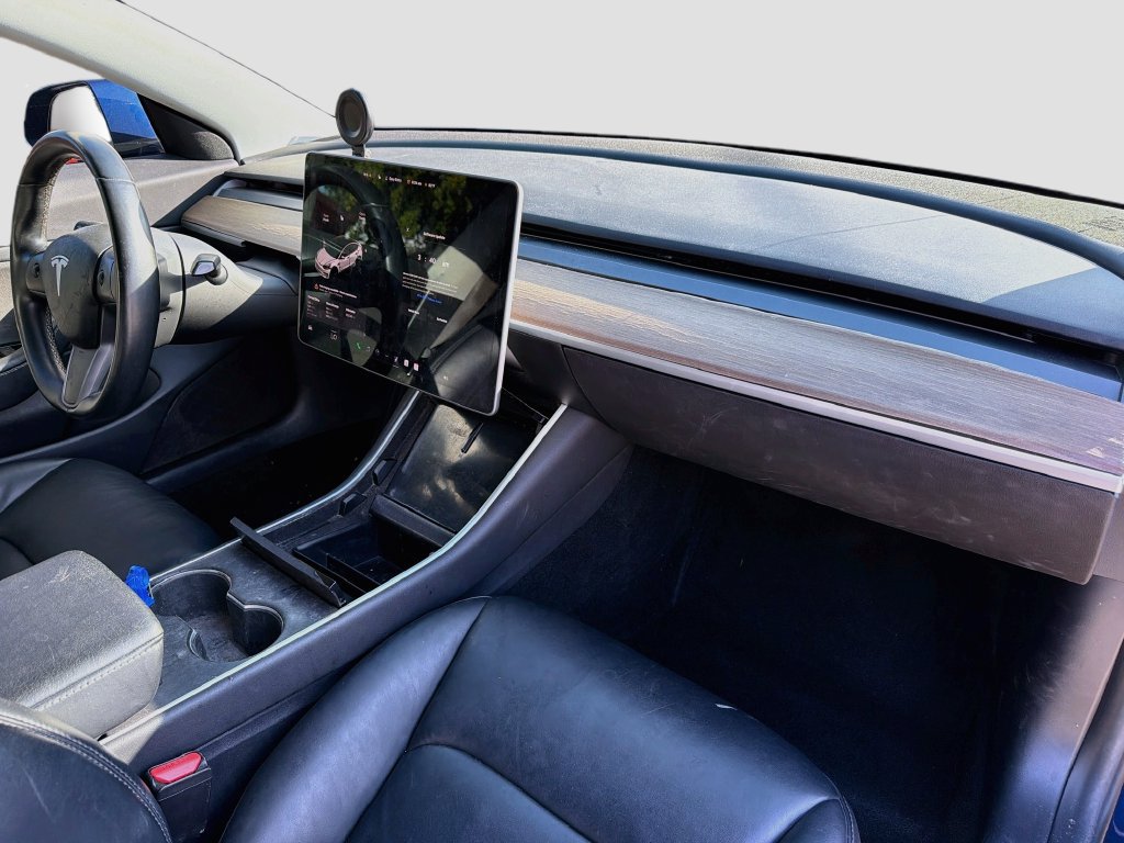 Used 2018 Tesla Model 3 Long Range RWD image 34