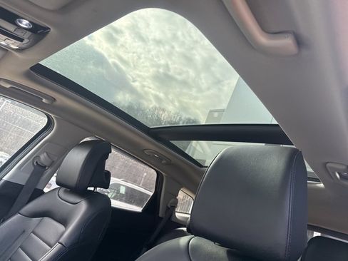 Used 2023 Kia Sportage SX Prestige image 15