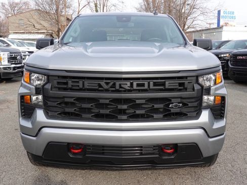 Used 2023 Chevrolet Silverado 1500 Custom w/ LPO, Dark Essentials Package image 5