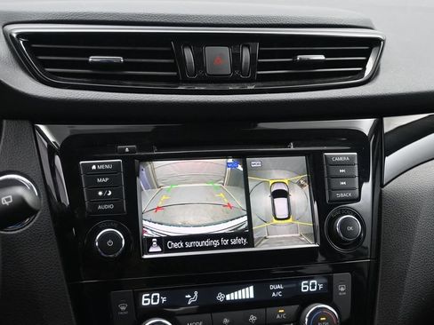 Used 2022 Nissan Rogue Sport SL AWD/4WD image 15