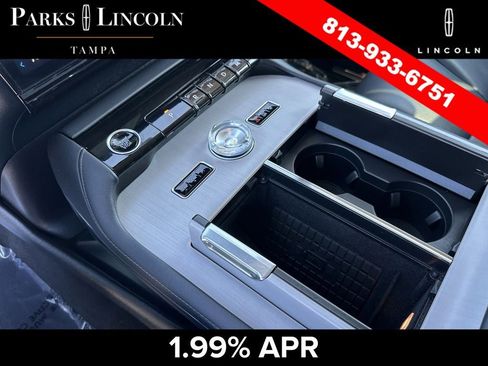 Certified 2025 Lincoln Navigator Reserve AWD/4WD image 27