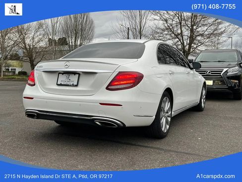 Used 2017 Mercedes-Benz E 300 w/ Premium 1 Package image 8