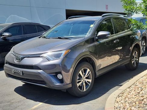 Used 2018 Toyota RAV4 XLE w/ Plus Extra Value Package AWD/4WD image 3