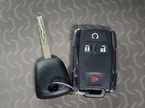 Used 2018 GMC Canyon SLE w/ SLE Convenience Package image 32