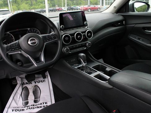 Used 2024 Nissan Sentra SV FWD image 18