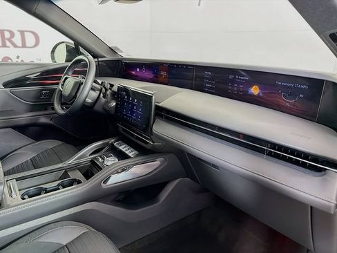 Certified 2024 Lincoln Nautilus Reserve w/ Jet Appearance Package (87T) AWD/4WD image 33