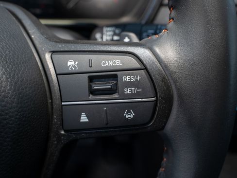 Certified 2025 Honda CR-V Sport image 32