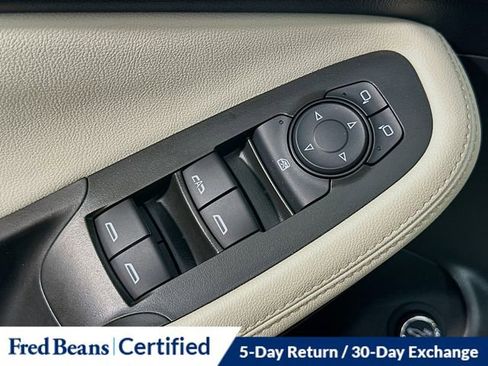 Used 2025 Buick Encore GX Avenir w/ Avenir Technology Package image 20