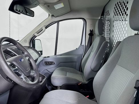 Used 2016 Ford Transit 250 130 Low Roof w/ Exterior Upgrade Package RWD image 7