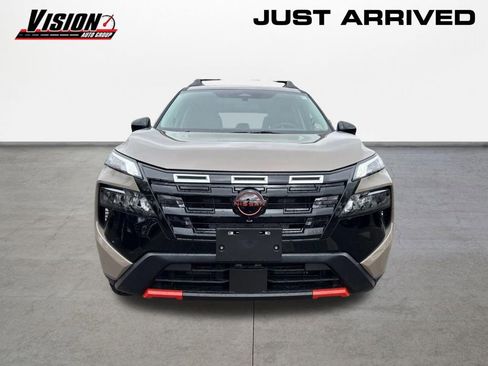 New 2026 Nissan Rogue SV AWD/4WD image 2