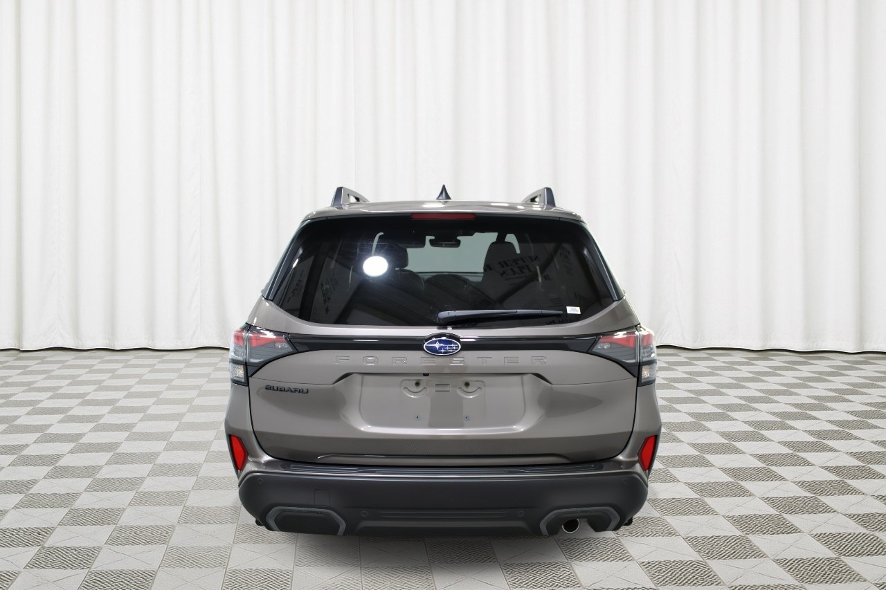 Certified 2025 Subaru Forester Limited AWD/4WD image 4