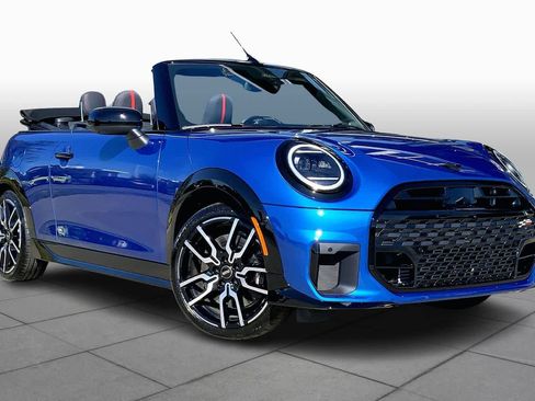 New 2026 MINI Cooper S image 2