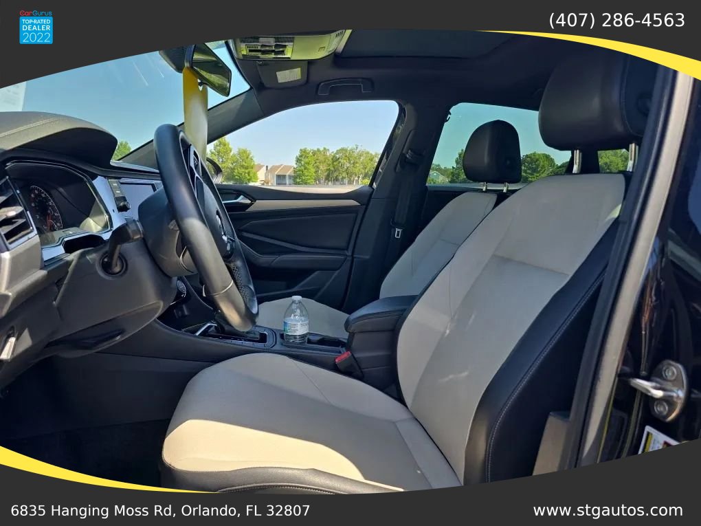 Used 2019 Volkswagen Jetta R-Line w/ R-Line Cold Weather Package FWD image 12