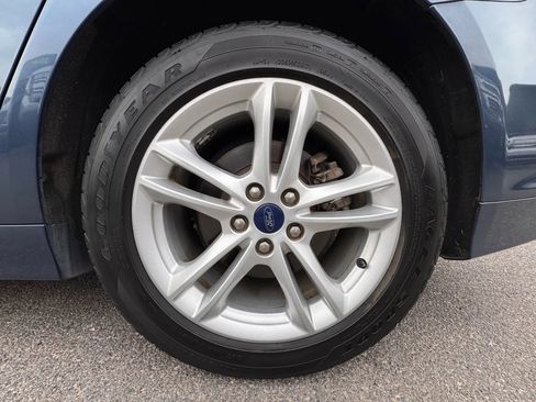 Used 2018 Ford Fusion SE image 8