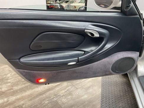 Used 1999 Porsche 911 Carrera image 39