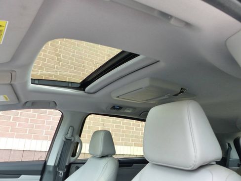 Used 2018 Honda Odyssey EX-L image 40