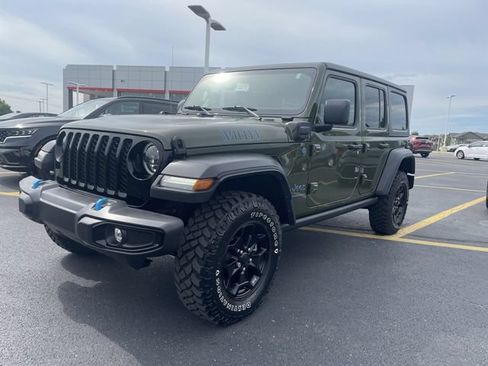 Used 2023 Jeep Wrangler Unlimited w/ Cold Weather Group AWD/4WD image 12