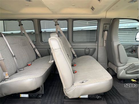Used 2025 Chevrolet Express 3500 LS RWD image 22