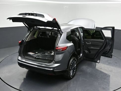 New 2026 Nissan Rogue Platinum w/ Tech Package image 36