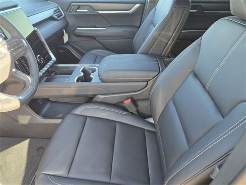 New 2026 GMC Acadia Elevation image 17