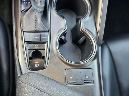 Used 2023 Toyota Camry XSE image 15