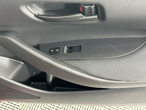 Used 2024 Toyota Corolla LE FWD image 28