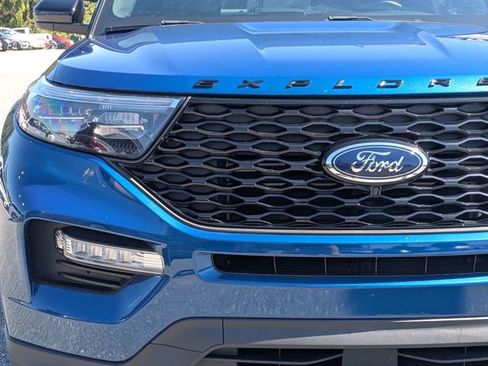 Used 2023 Ford Explorer ST RWD image 9
