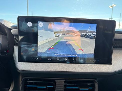 Used 2025 Ford Maverick XLT w/ Equipment Group 302A image 5