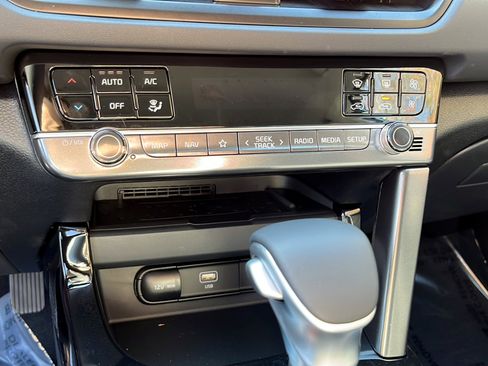 New 2026 Kia Seltos EX image 19