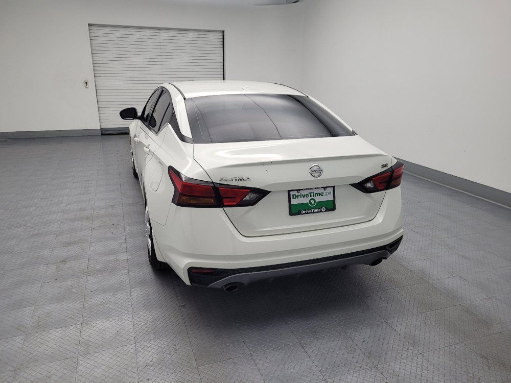 Used 2019 Nissan Altima 2.5 SR FWD image 6