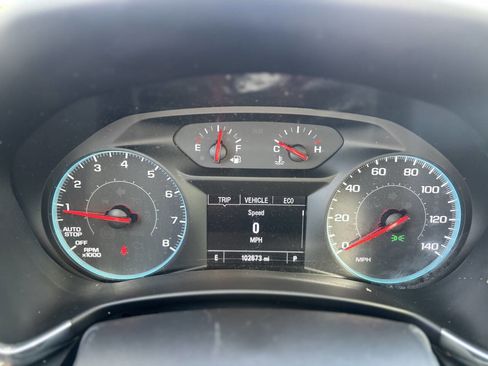 Used 2018 Chevrolet Equinox LT FWD image 14
