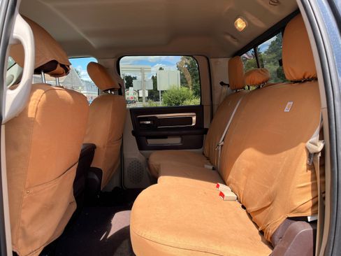 Used 2018 RAM 2500 SLT AWD/4WD image 12