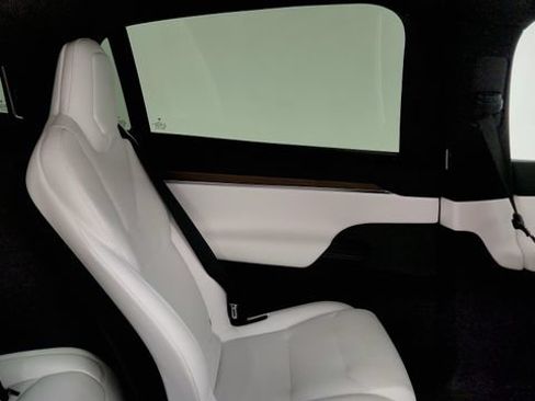 Used 2023 Tesla Model X AWD/4WD image 38