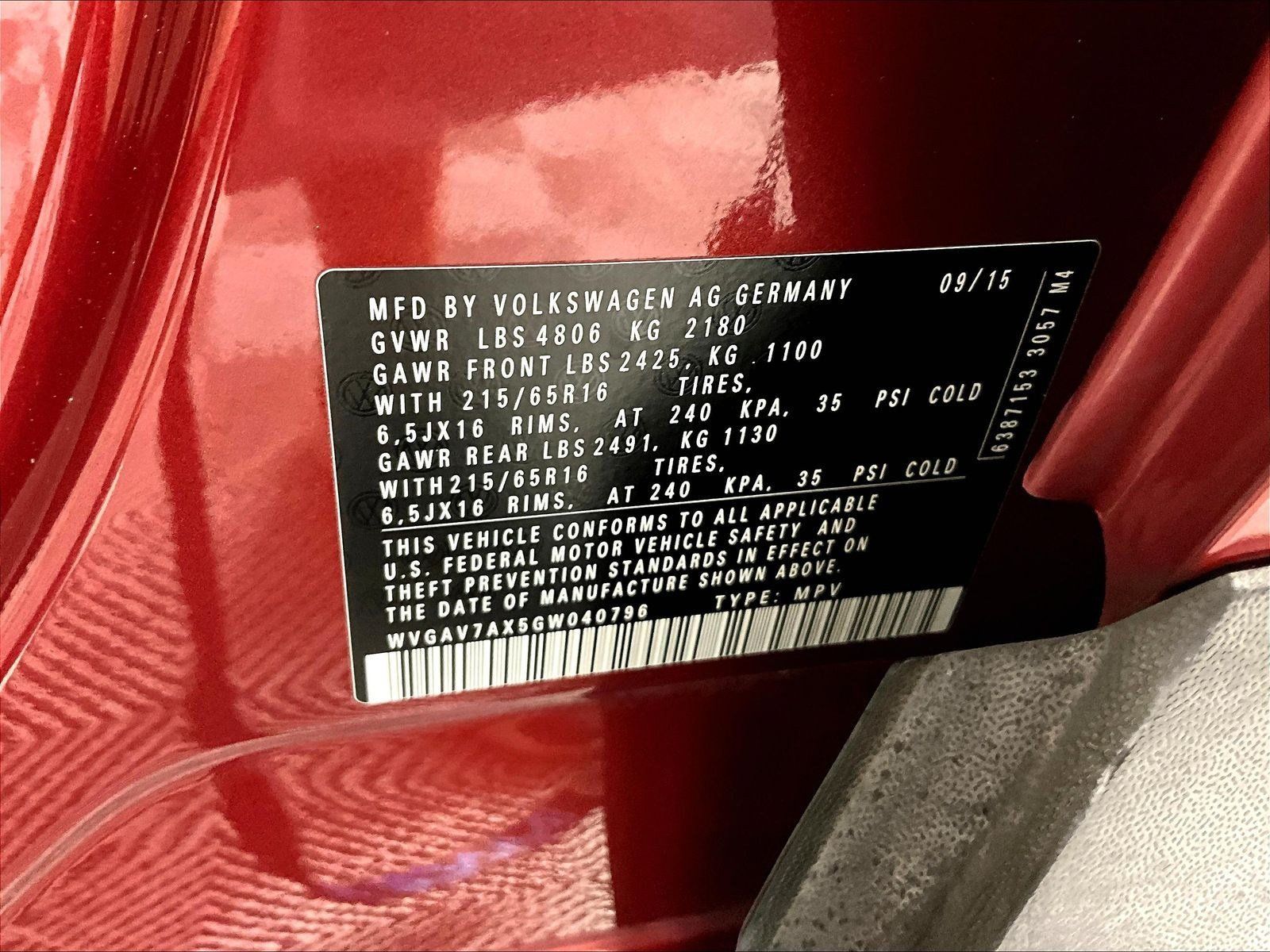 Used 2016 Volkswagen Tiguan S FWD image 19