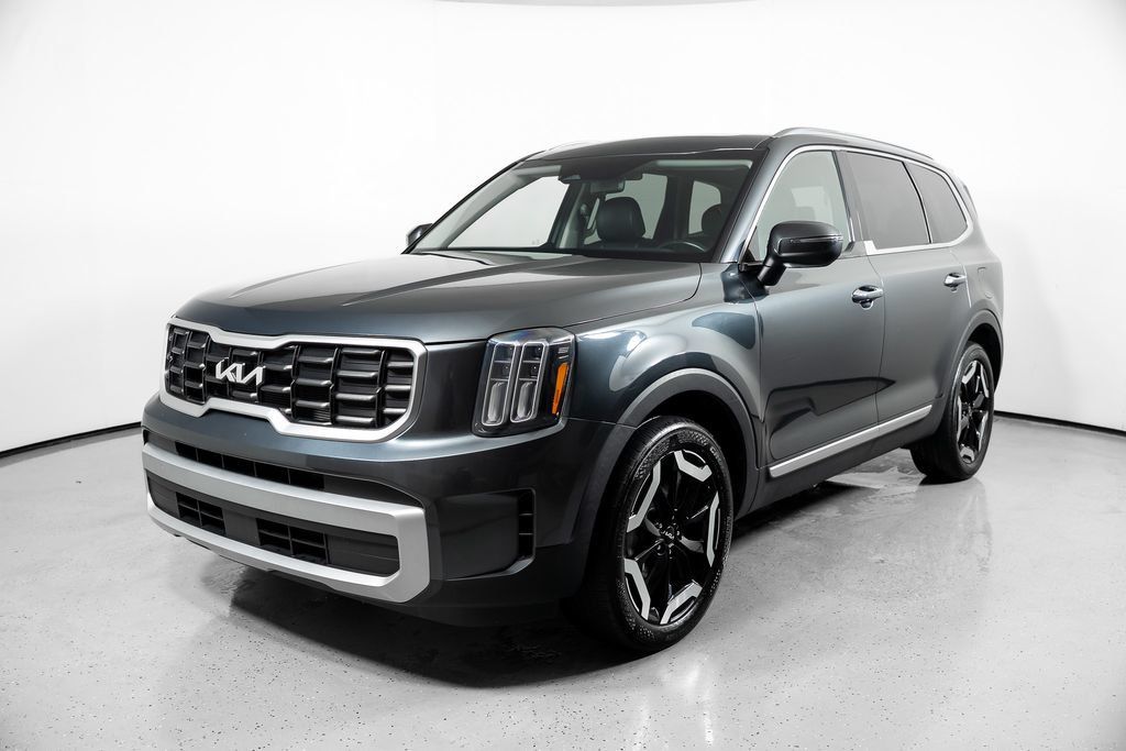 Used 2024 Kia Telluride S w/ S Sunroof Package FWD image 14