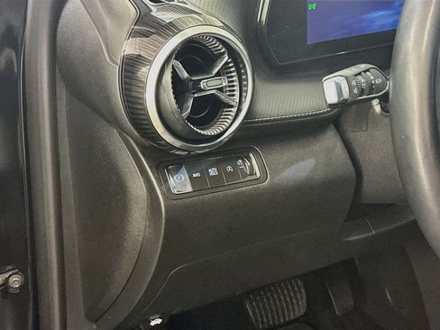Used 2025 Chevrolet Equinox LT AWD/4WD image 17
