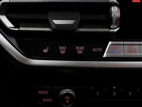 Used 2023 BMW X4 xDrive30i image 47