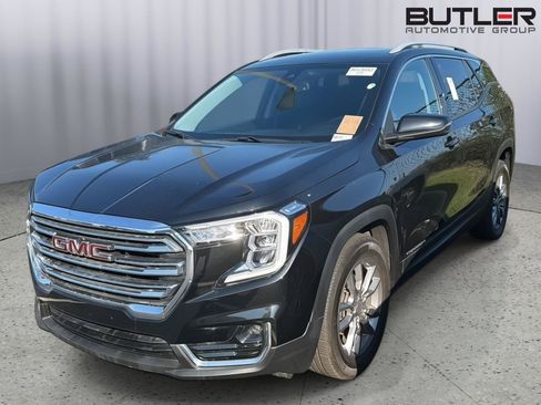 Used 2022 GMC Terrain SLT FWD image 1