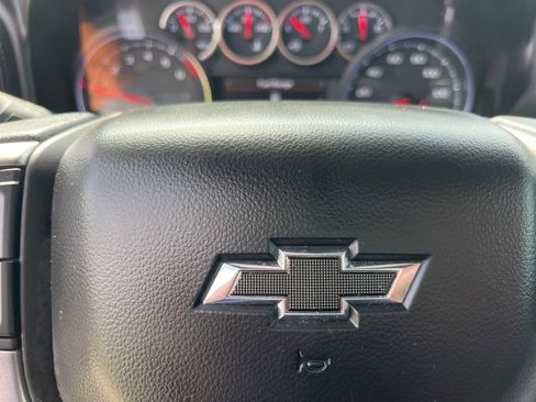 Used 2021 Chevrolet Silverado 1500 LT Trail Boss w/ Convenience Package II image 37