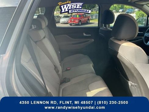 Used 2020 Hyundai Santa Fe SE AWD/4WD image 33