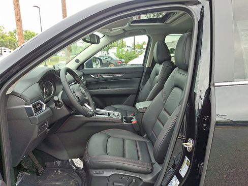 New 2025 MAZDA CX-5 Carbon Edition image 13