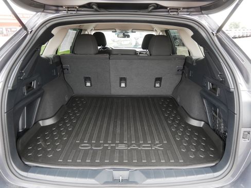 Certified 2024 Subaru Outback Premium AWD/4WD image 18