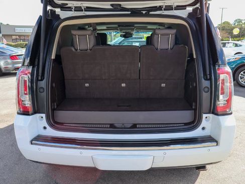 Used 2019 GMC Yukon Denali w/ Open Road Package image 5