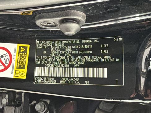 Used 2018 Toyota Highlander XLE FWD image 23